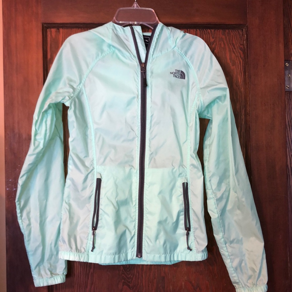 North face wind breaker